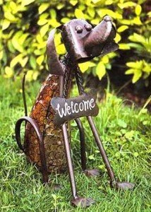 11 Examples of Amazing Garden Art and Decor